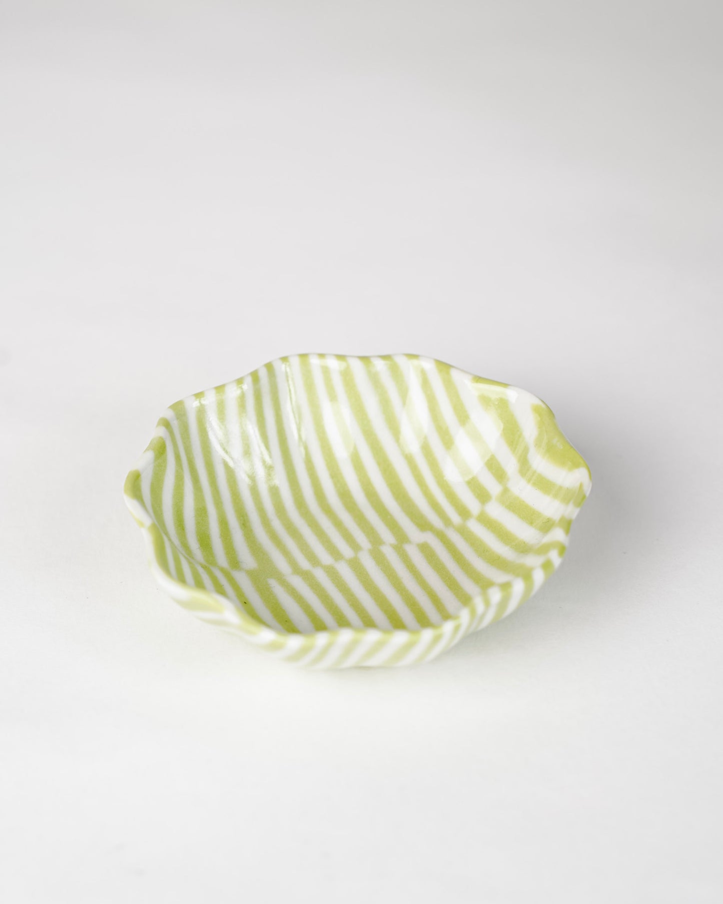 Linea - Green and White condiment dish