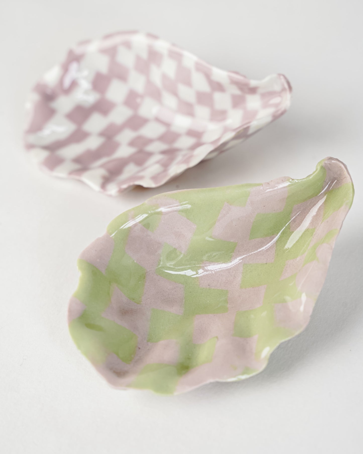 Tela - Oyster condiment dish