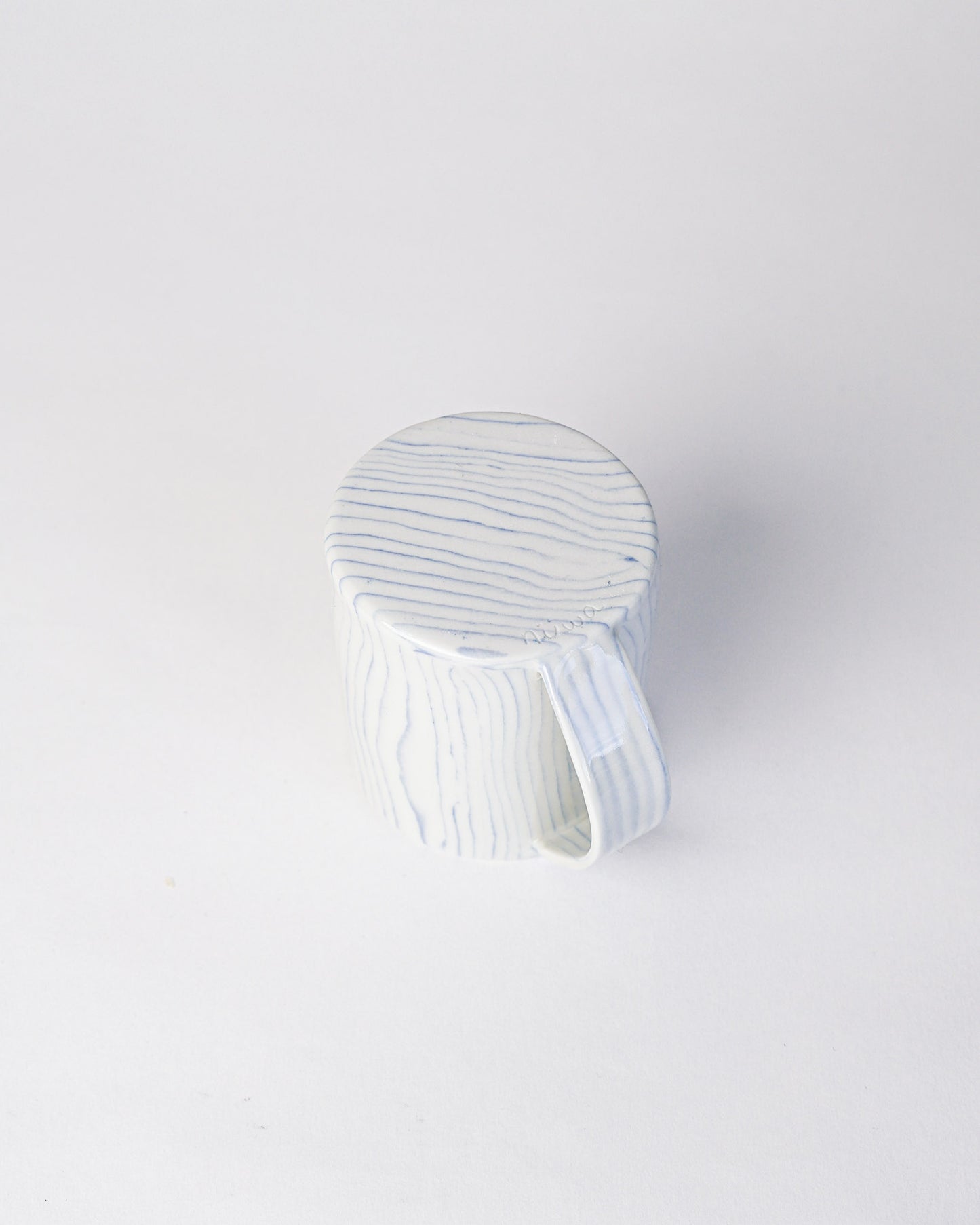 Linea - Thin Blue and White