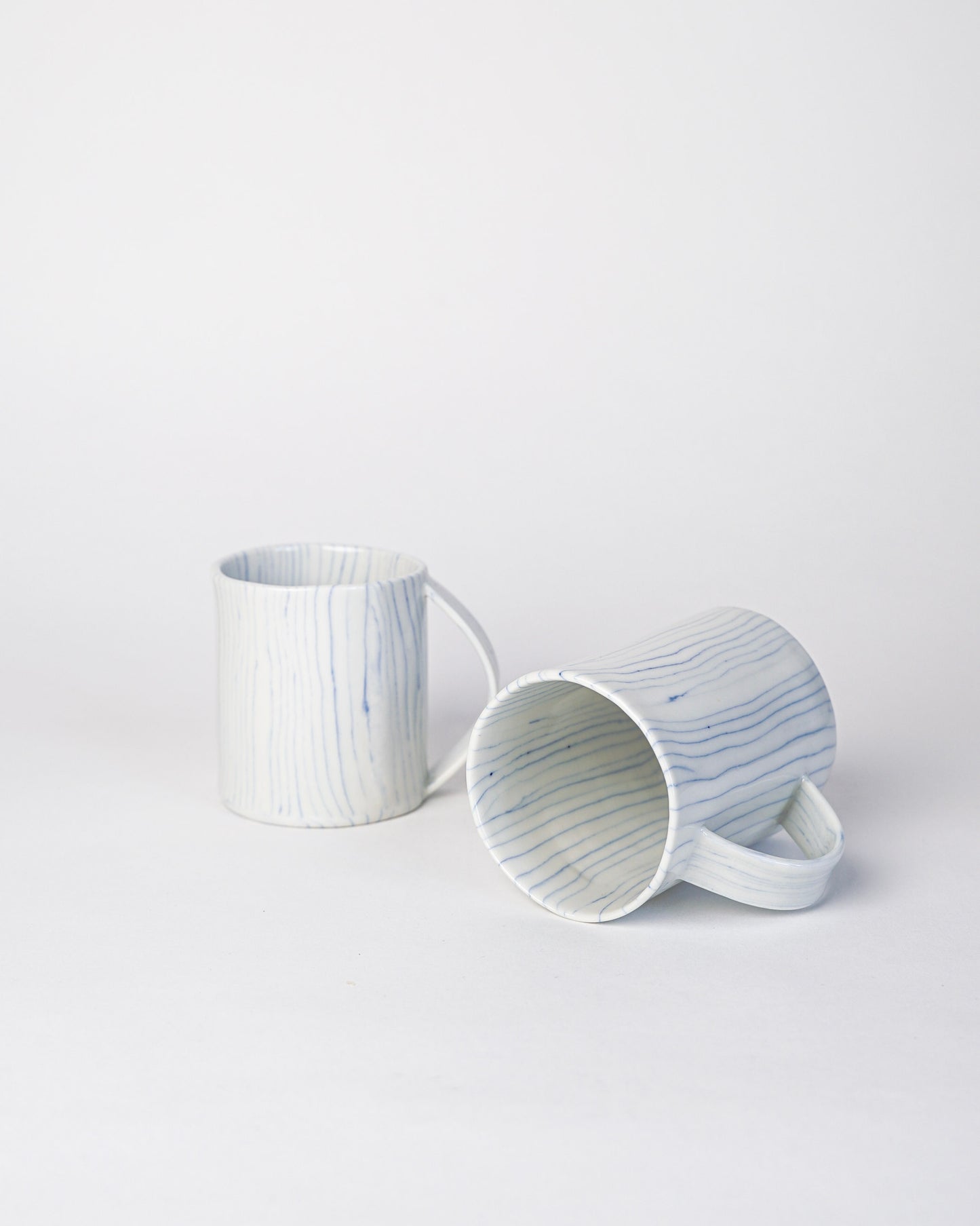 Linea - Thin Blue and White