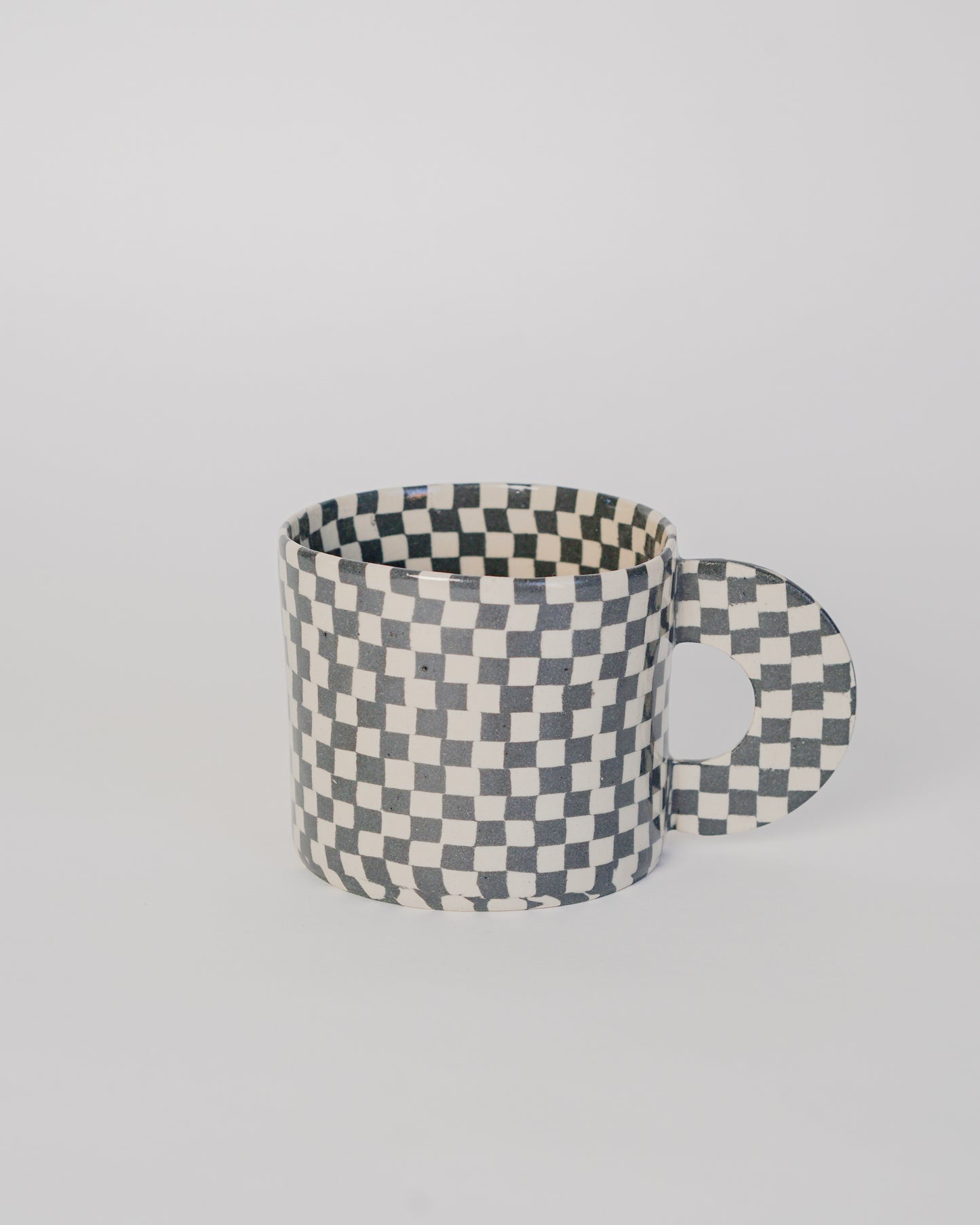 Tela - Black and white