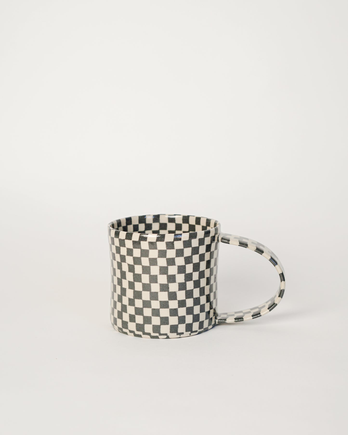 Tela - Black and white