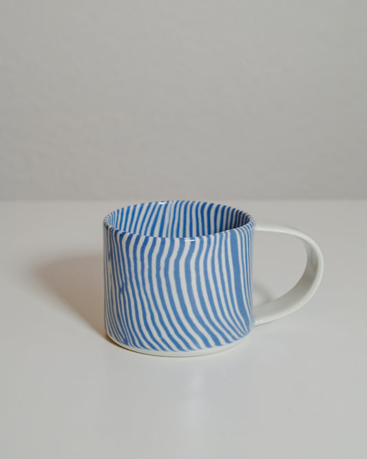 Linea - Blue and white